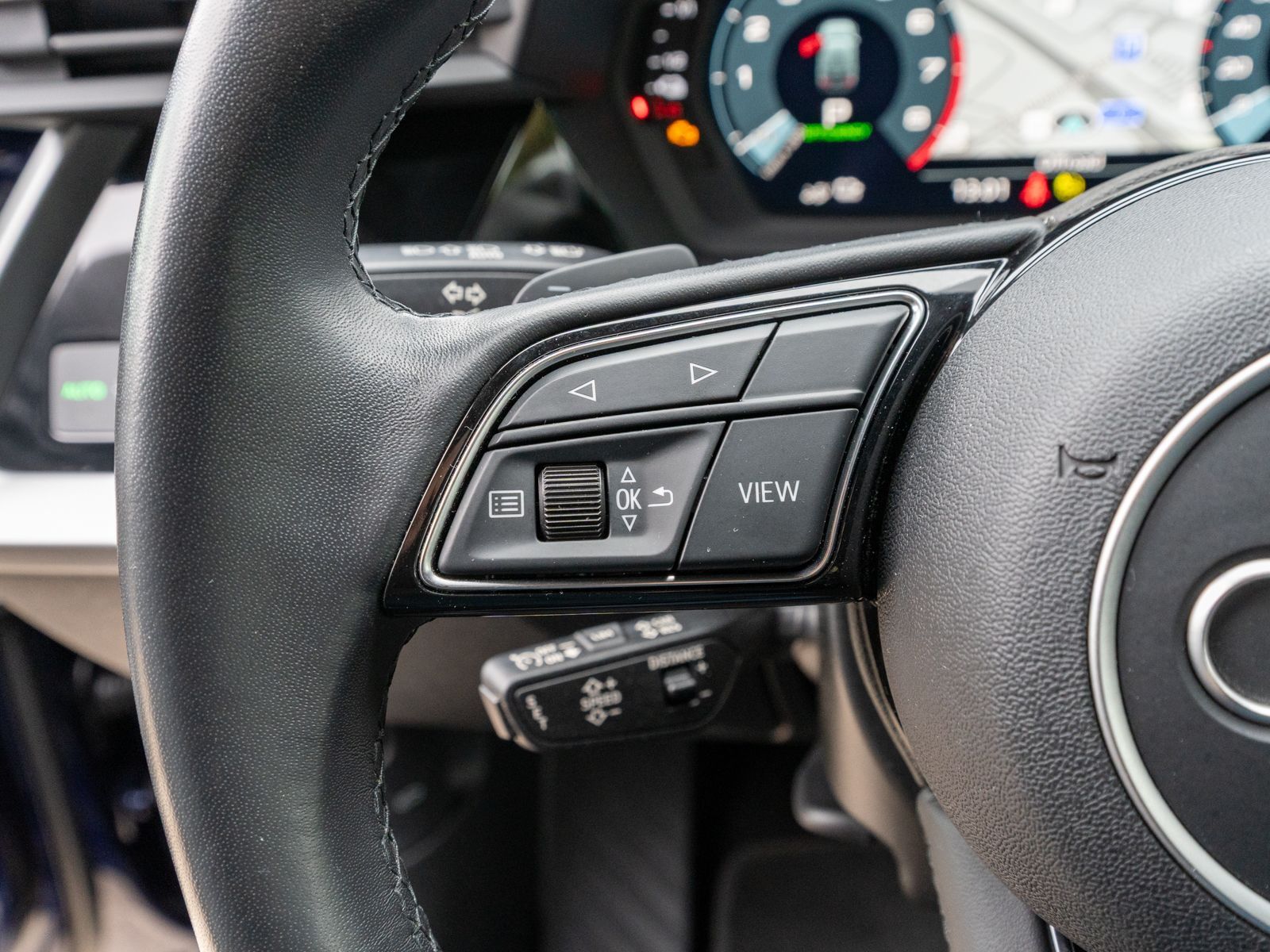Fahrzeugabbildung Audi A3 Sportback advanced 40 TFSI e LED NAVI SHZ VC
