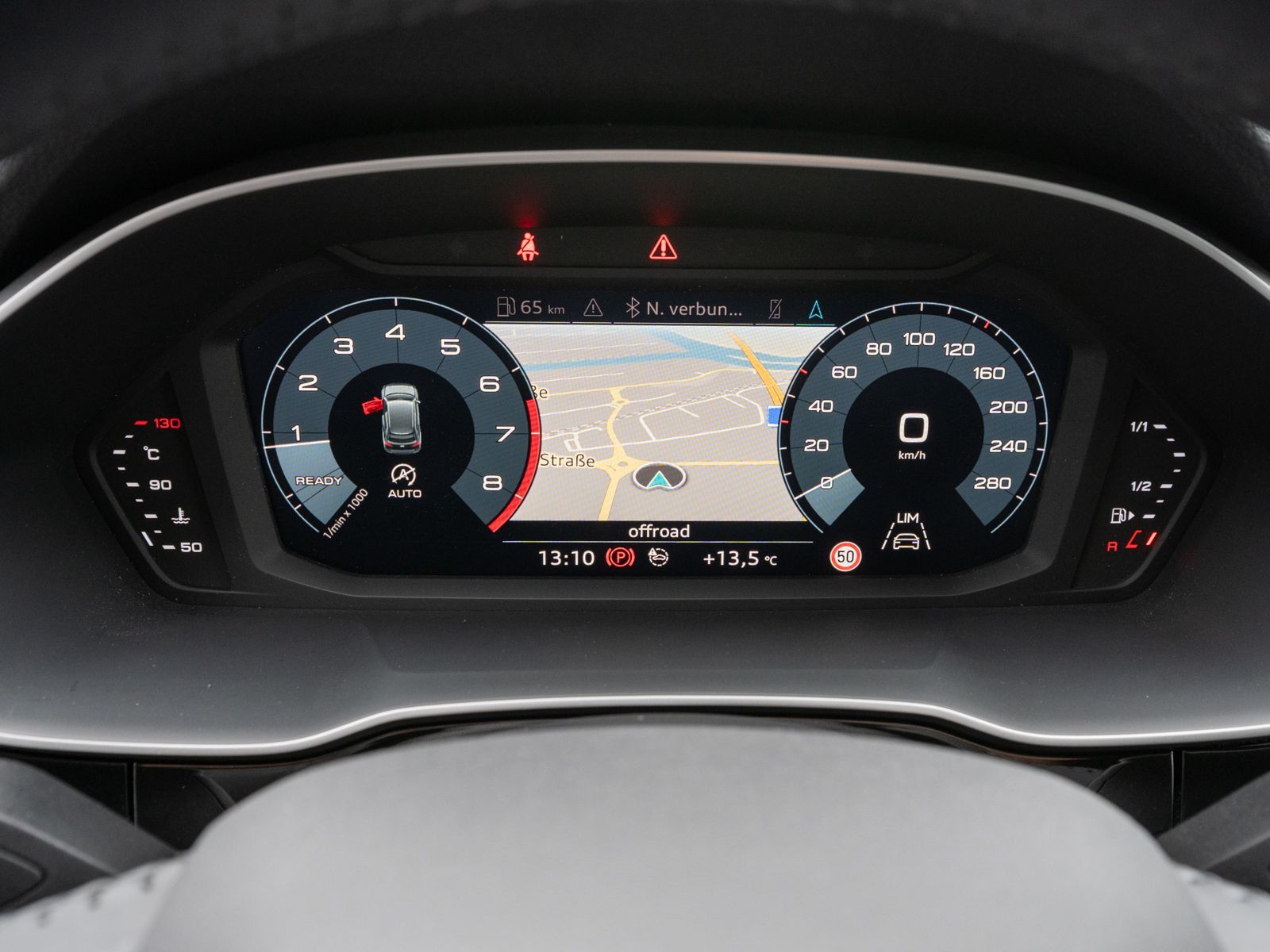 Fahrzeugabbildung Audi Q3 S line 35 TFSI NAVI LED STDHZ PDC SHZ VC