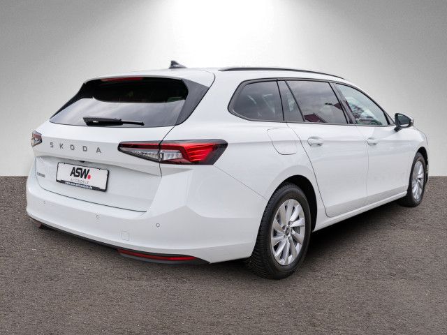 Fahrzeugabbildung SKODA Superb Combi Essence 2.0TDI LED Navi AHK RFK SHZ