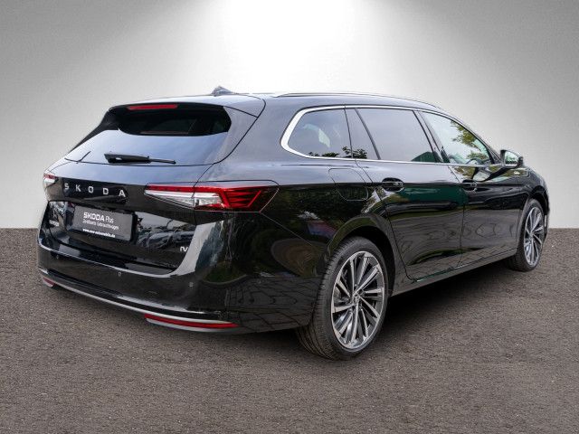 Fahrzeugabbildung SKODA Superb iV Combi L&K 1.5TSI 360° PANO HUD LEDER