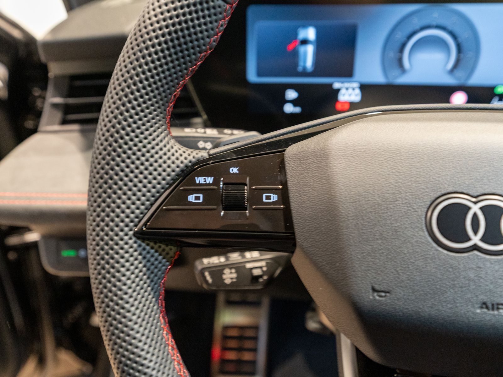 Fahrzeugabbildung Audi A3 Sportback S line TFSI Optik-Paket schwarz +