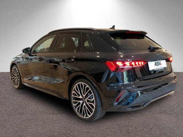 Fahrzeugabbildung Audi A3 Sportback S line TFSI Optik-Paket schwarz +