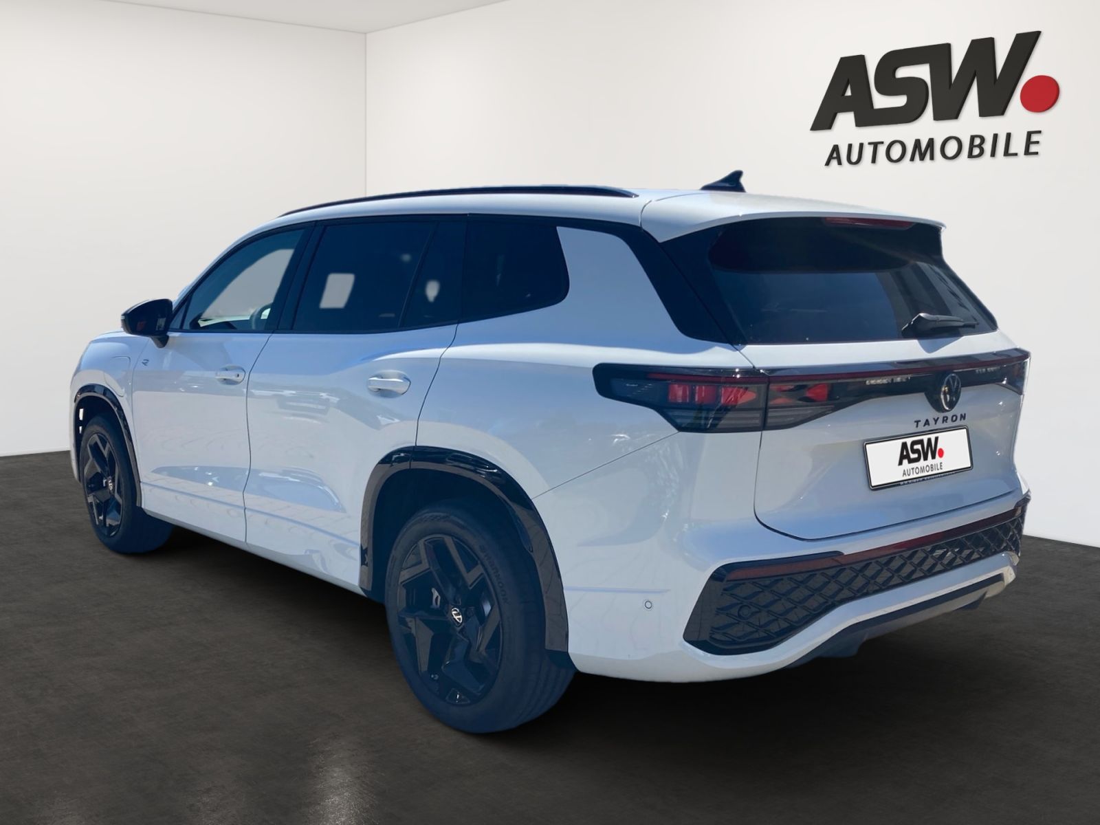 Fahrzeugabbildung Volkswagen Tayron R-Line 1,5Hybrid IQ.Drive Premium Nav AHK