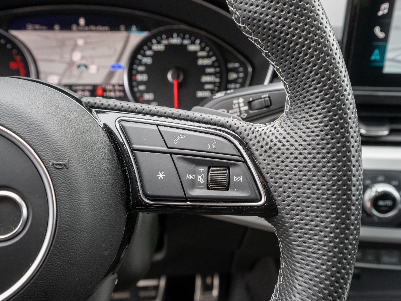 Fahrzeugabbildung Audi A5 Sportback S line 40TDI quattro NAVI LED HUD