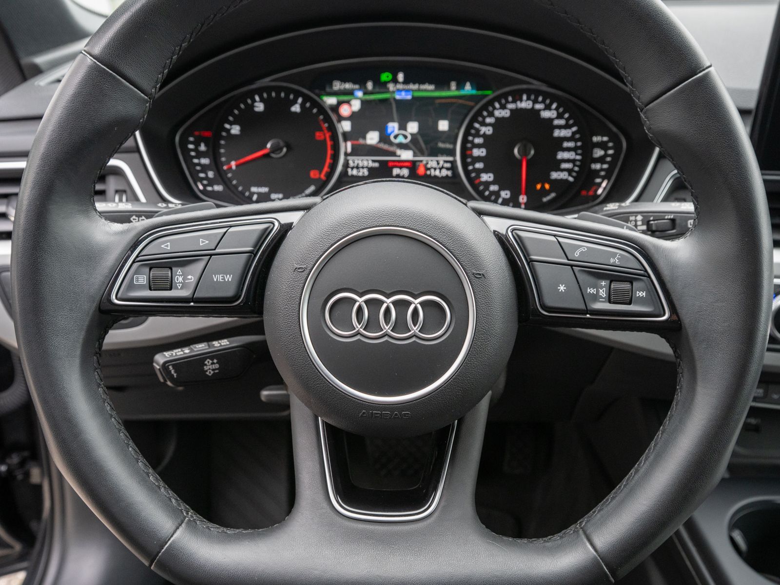 Fahrzeugabbildung Audi A4 Avant advanced 40TDI NAVI LED GRA SHZ PDC