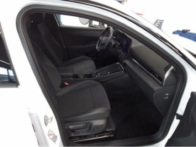 Fahrzeugabbildung Volkswagen T-Roc R-Line 1.5 eTSI LED 360° H&K SHZ ACC PDC