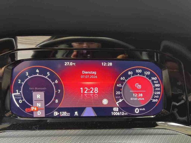Fahrzeugabbildung Volkswagen Golf Variant R-Line 2.0TSI PANO STDHZ RFK AHK VC