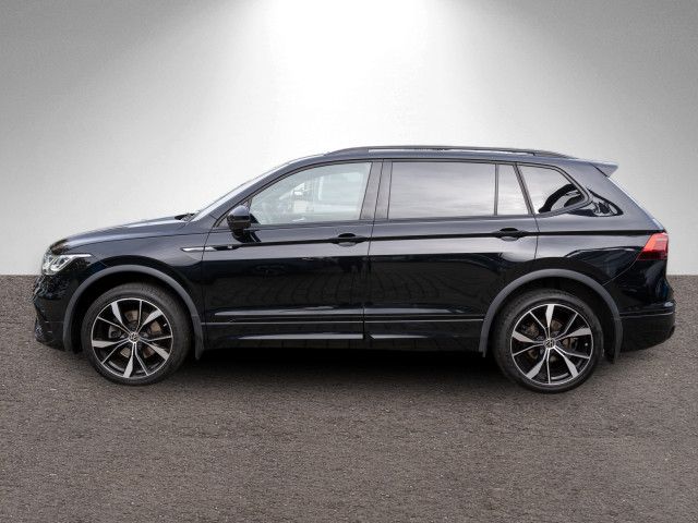 Fahrzeugabbildung Volkswagen Tiguan Allspace R-Line 2.0TDI 7Sitz AHK RFK PANO
