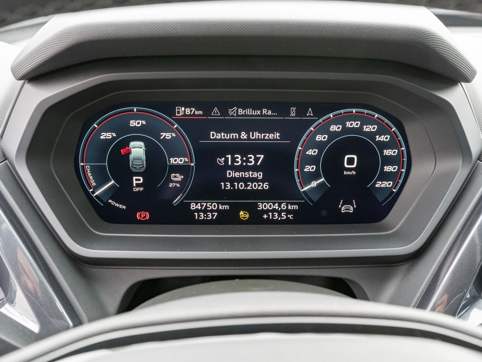 Fahrzeugabbildung Audi Q4 Sportback S line 40 e-tron NAVI MATRIX SONOS