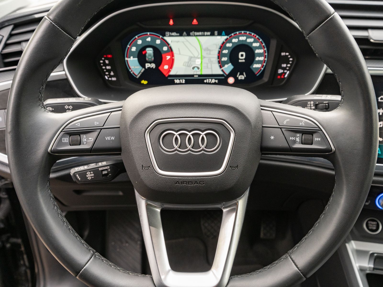 Fahrzeugabbildung Audi Q3 advanced 35TFSI Stronic NAVI LED RFK ACC VC