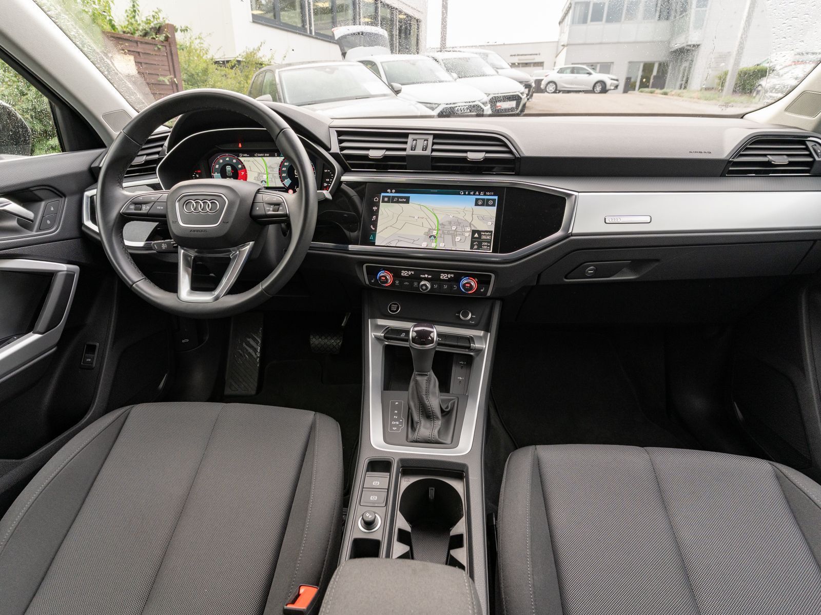 Fahrzeugabbildung Audi Q3 advanced 35TFSI Stronic NAVI LED RFK ACC VC