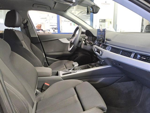 Fahrzeugabbildung Audi A4 Avant 35TDI NAVI LED GRA PDC ACC SHZ VC