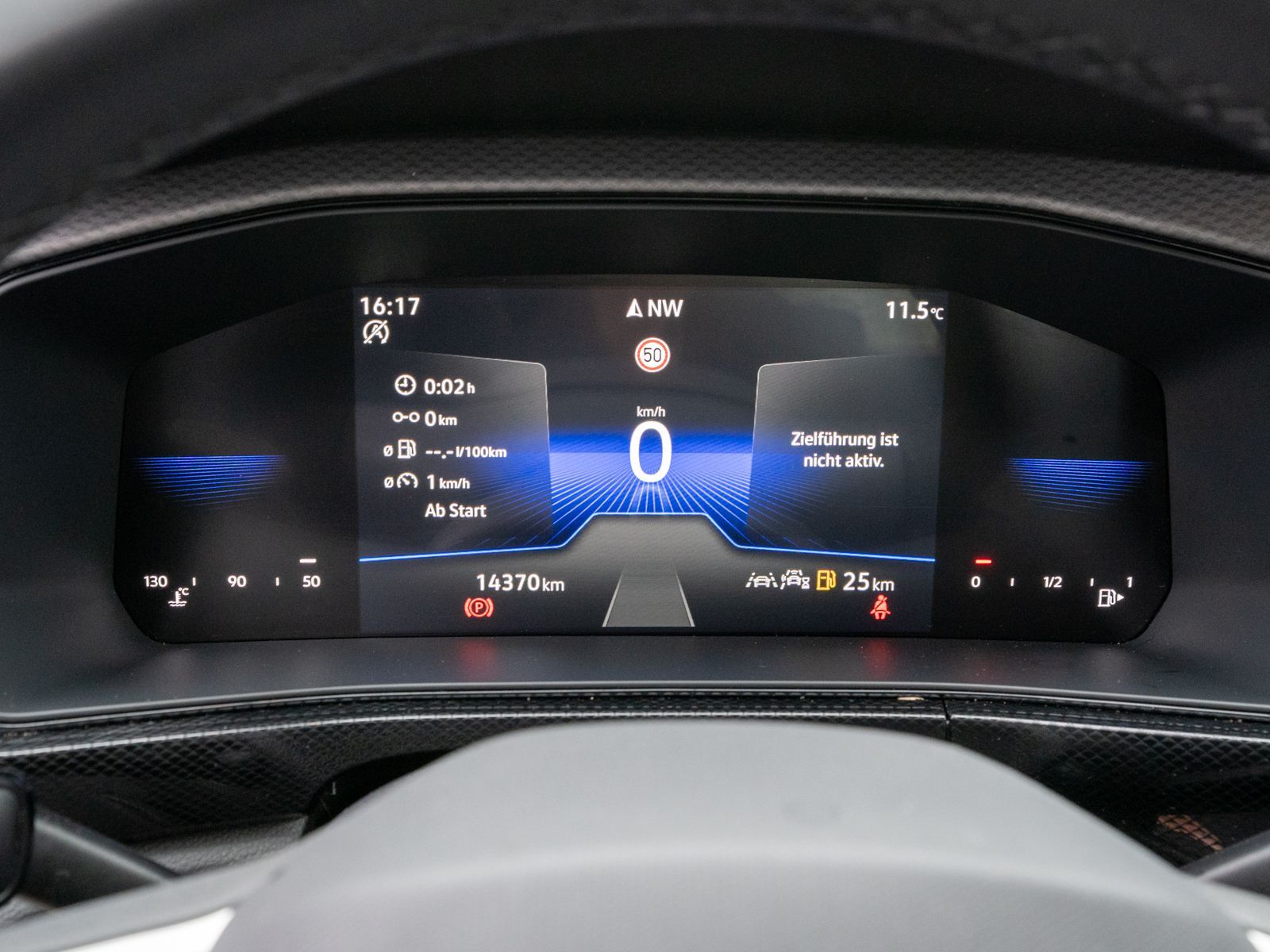 Fahrzeugabbildung Volkswagen T-Cross Life 1.0 TSI LED Navi ACC RFK PDC SHZ