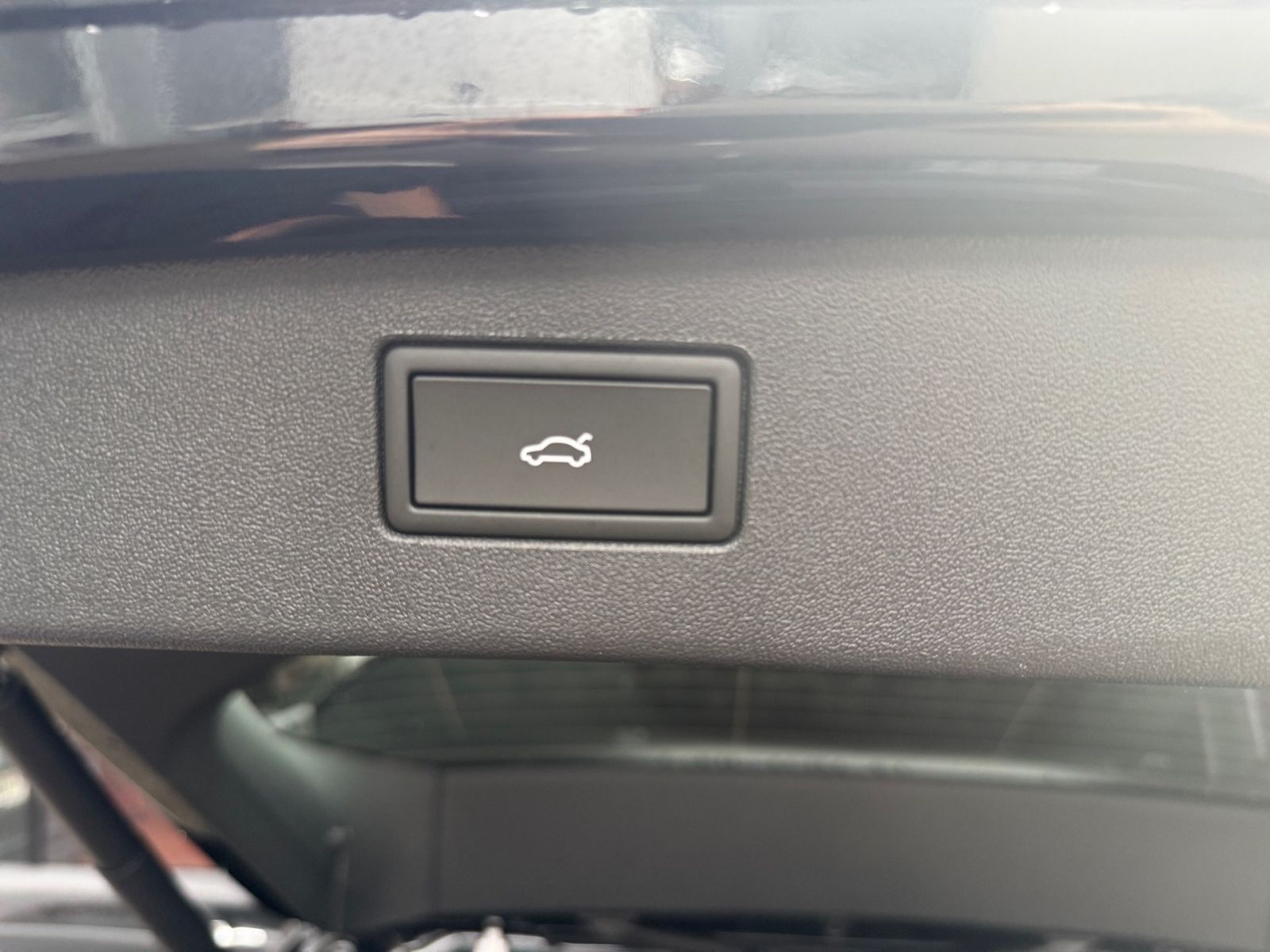 Fahrzeugabbildung Volkswagen Tiguan Life 1,5 l eTSI 150 PS DSG