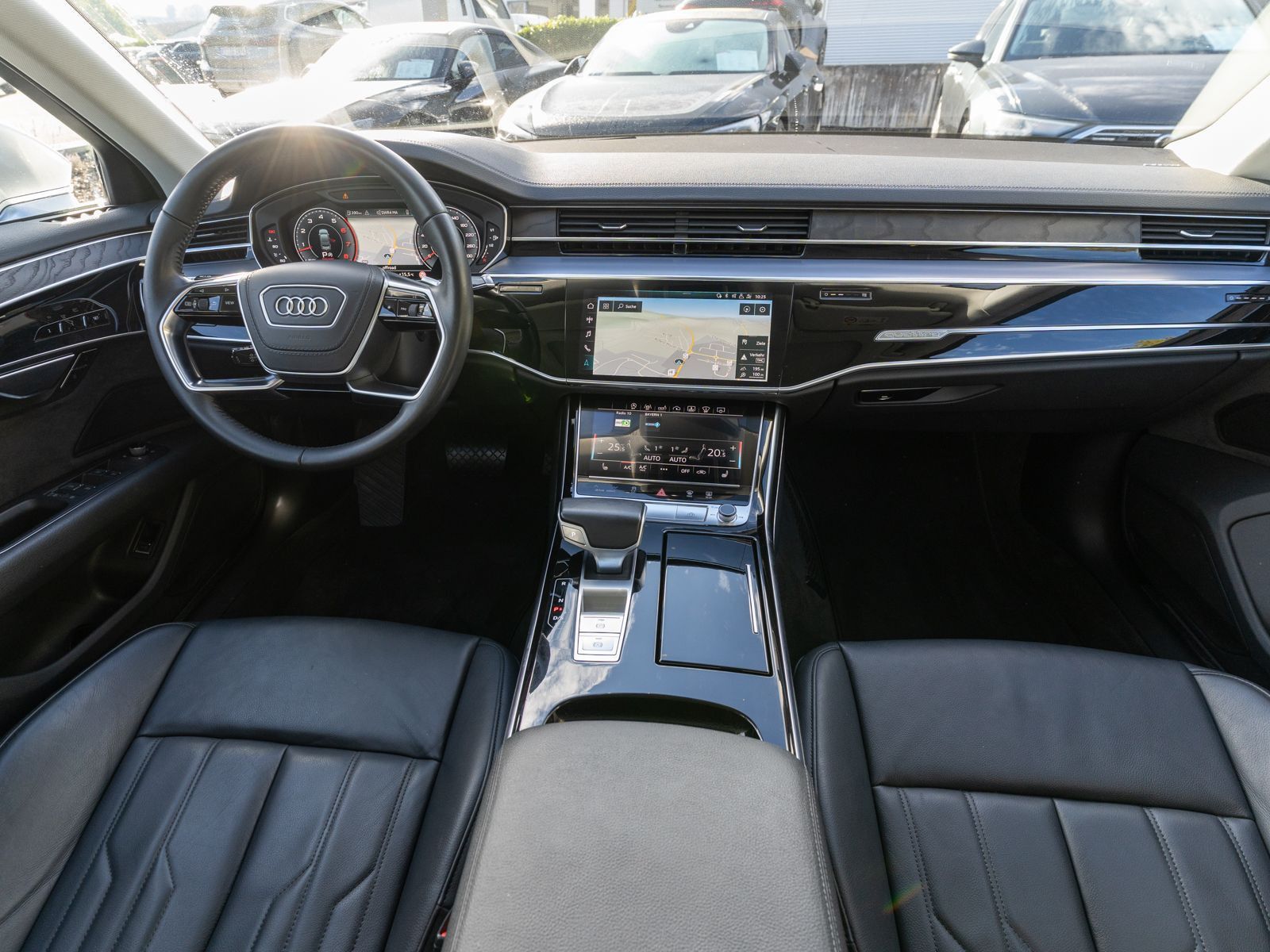 Fahrzeugabbildung Audi A8 55 TFSI quattro NAVI MATRIX AHK PANO HUD 360°