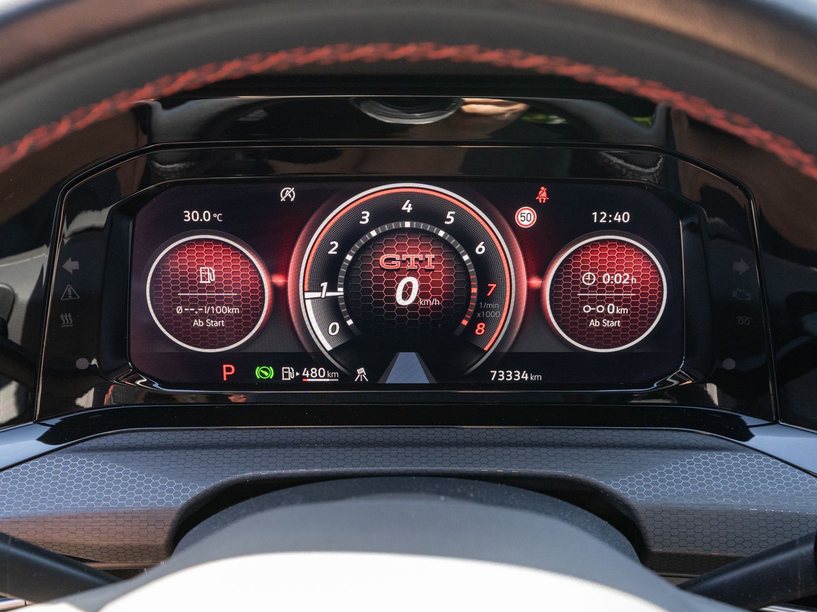 Fahrzeugabbildung Volkswagen Golf GTI 2.0 TSI DSG LED Navi ACC PANO RFK SHZ