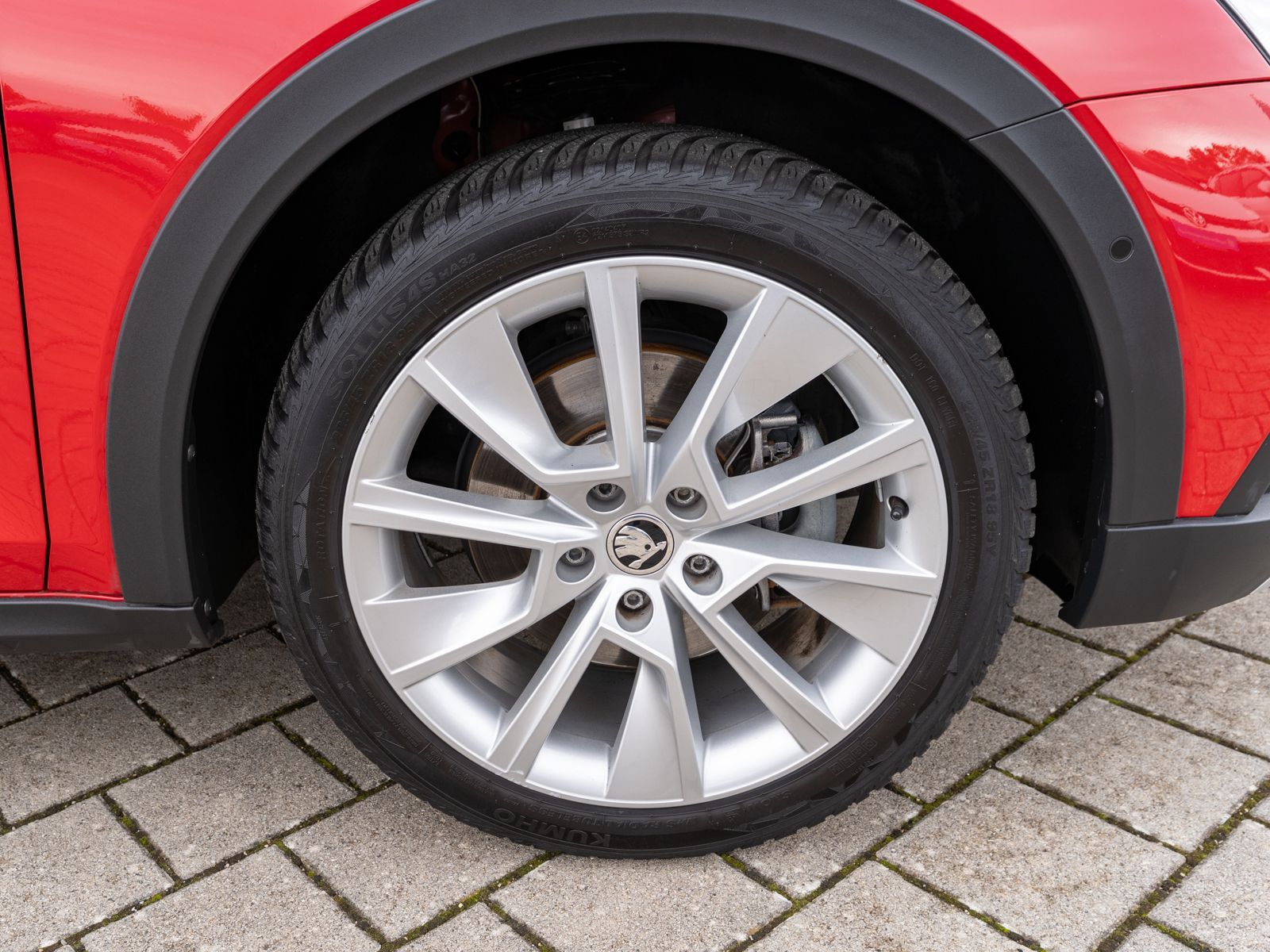 Fahrzeugabbildung SKODA Octavia SCOUT 4x4 2,0 TDI AHK STDHZ HUD CANTON