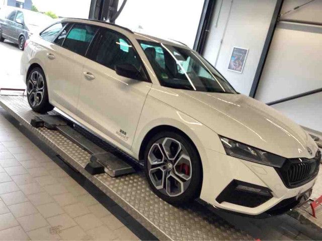 Fahrzeugabbildung SKODA Octavia RS Edition 2.0TSI LED Navi AHK HUD SHZ