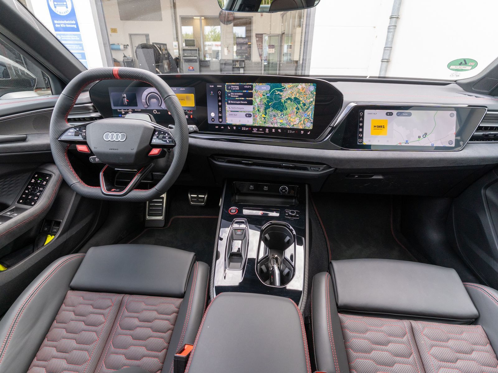 Fahrzeugabbildung Audi RS 5 Avant Keramikbremsen Optikpaket Carbon