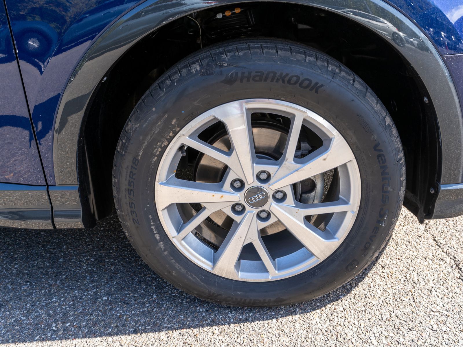 Fahrzeugabbildung Audi Q3 SUV advanced 35 TFSI Stronic LED Navi RFK AHK
