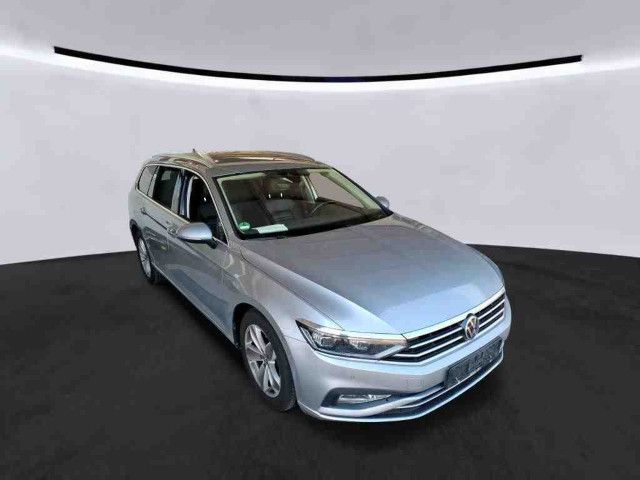 Fahrzeugabbildung Volkswagen Passat Variant 2.0 TDI 360° AHK ACC LEDER STDHZ