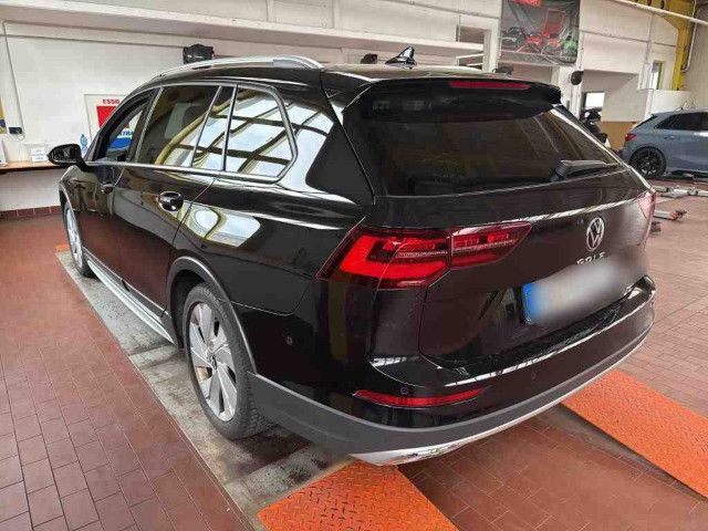Fahrzeugabbildung Volkswagen Golf Variant 4 Motion 2.0 TDI PANO AHK STDHZ SHZ
