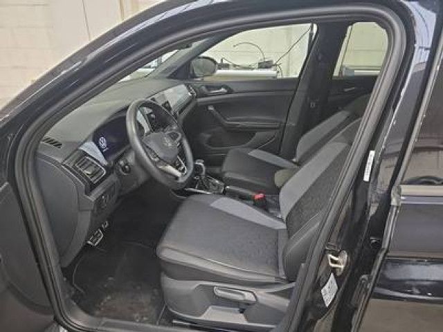 Fahrzeugabbildung Volkswagen T-Cross ENERGY 1.0 TSI LED Navi AHK RFK SHZ PDC