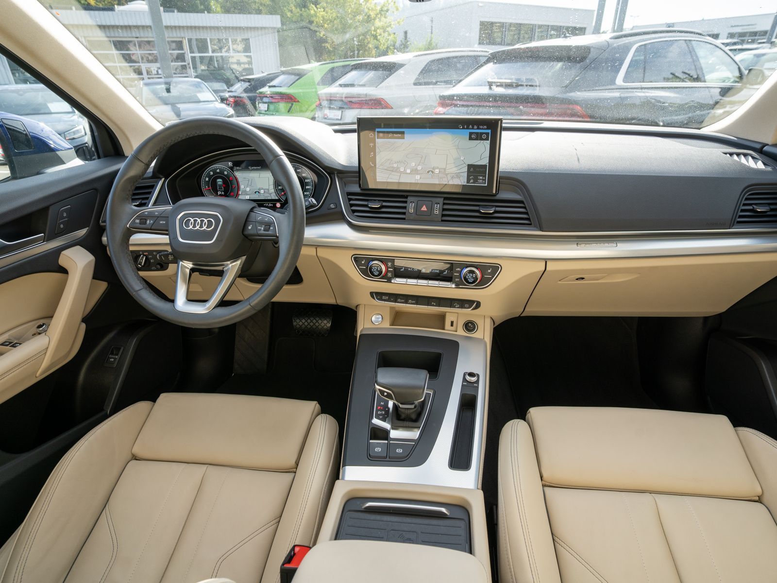 Fahrzeugabbildung Audi Q5 Sportback S line 40TFSI quattro NAVI HUD RFK