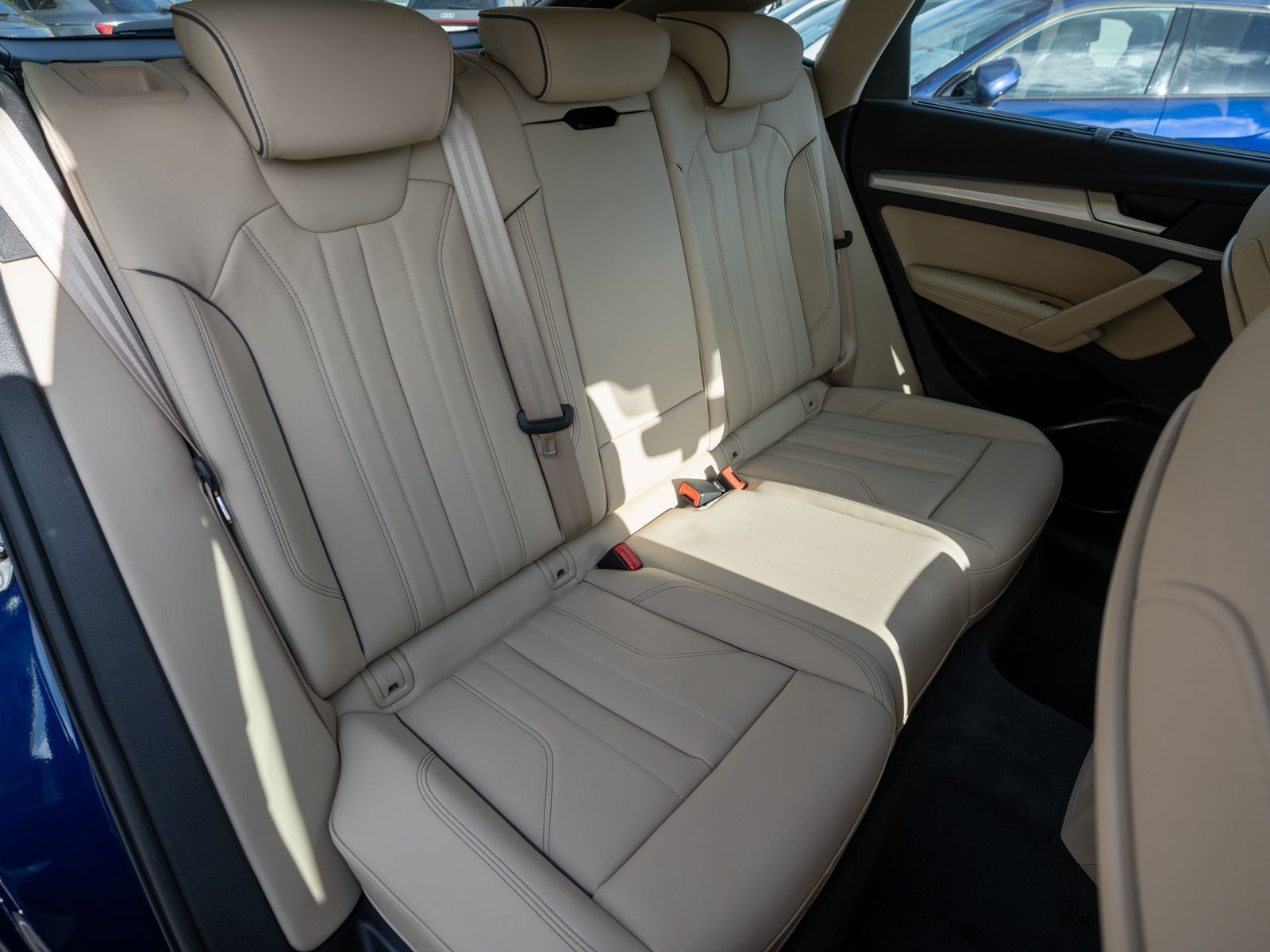 Fahrzeugabbildung Audi Q5 Sportback S line 40TFSI quattro NAVI HUD RFK