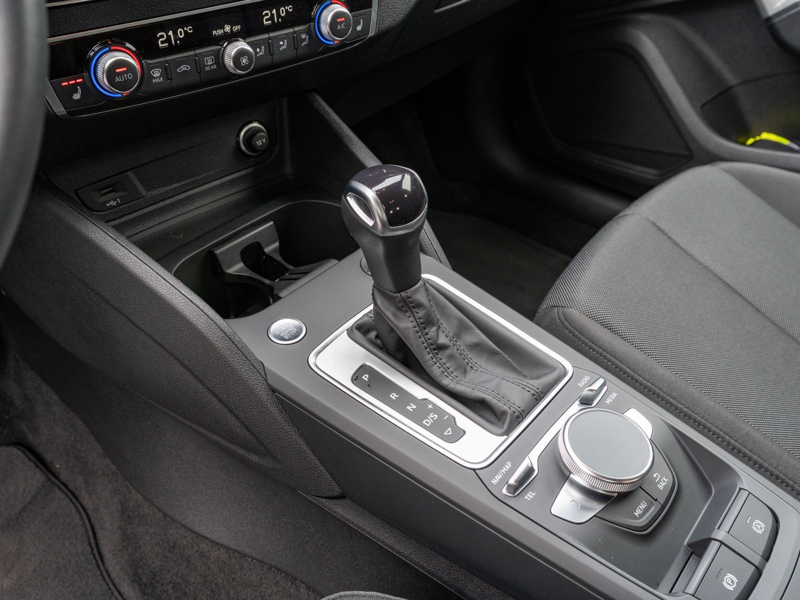 Fahrzeugabbildung Audi Q2 Advanced 2.0TDI NAVI LED RFK GRA PDC ACC VC