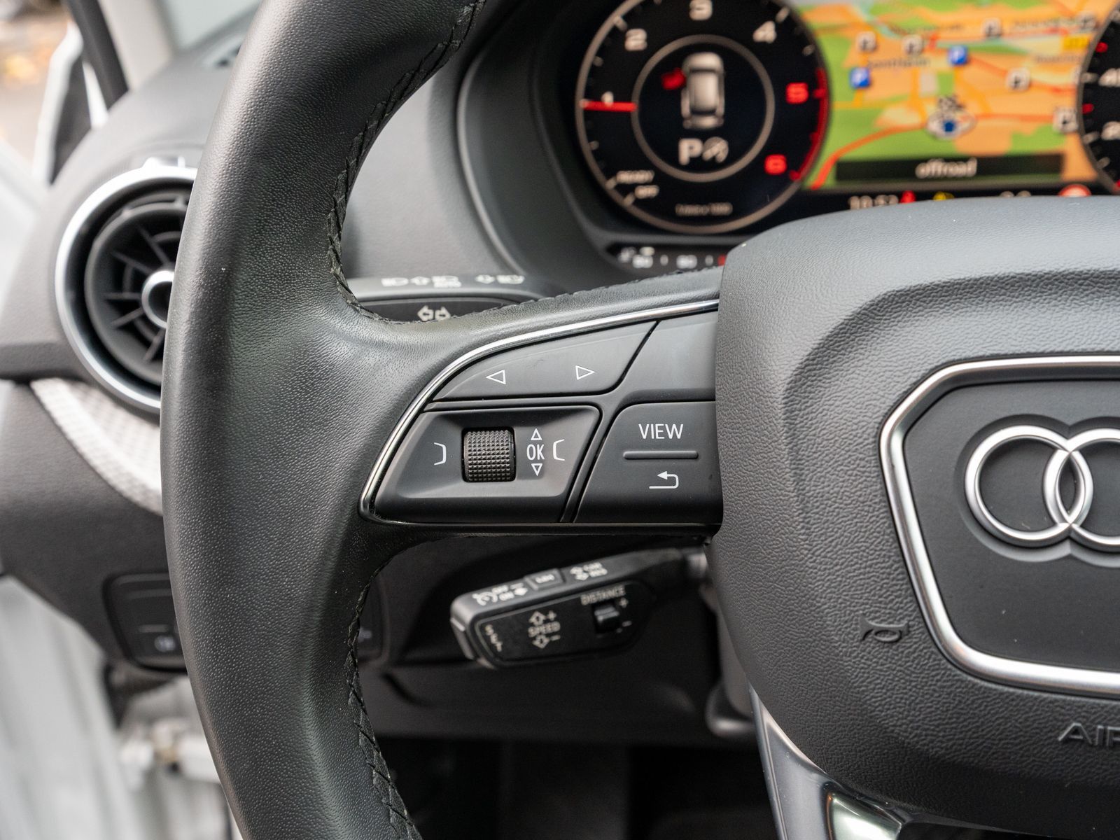 Fahrzeugabbildung Audi Q2 Advanced 2.0TDI NAVI LED RFK GRA PDC ACC VC