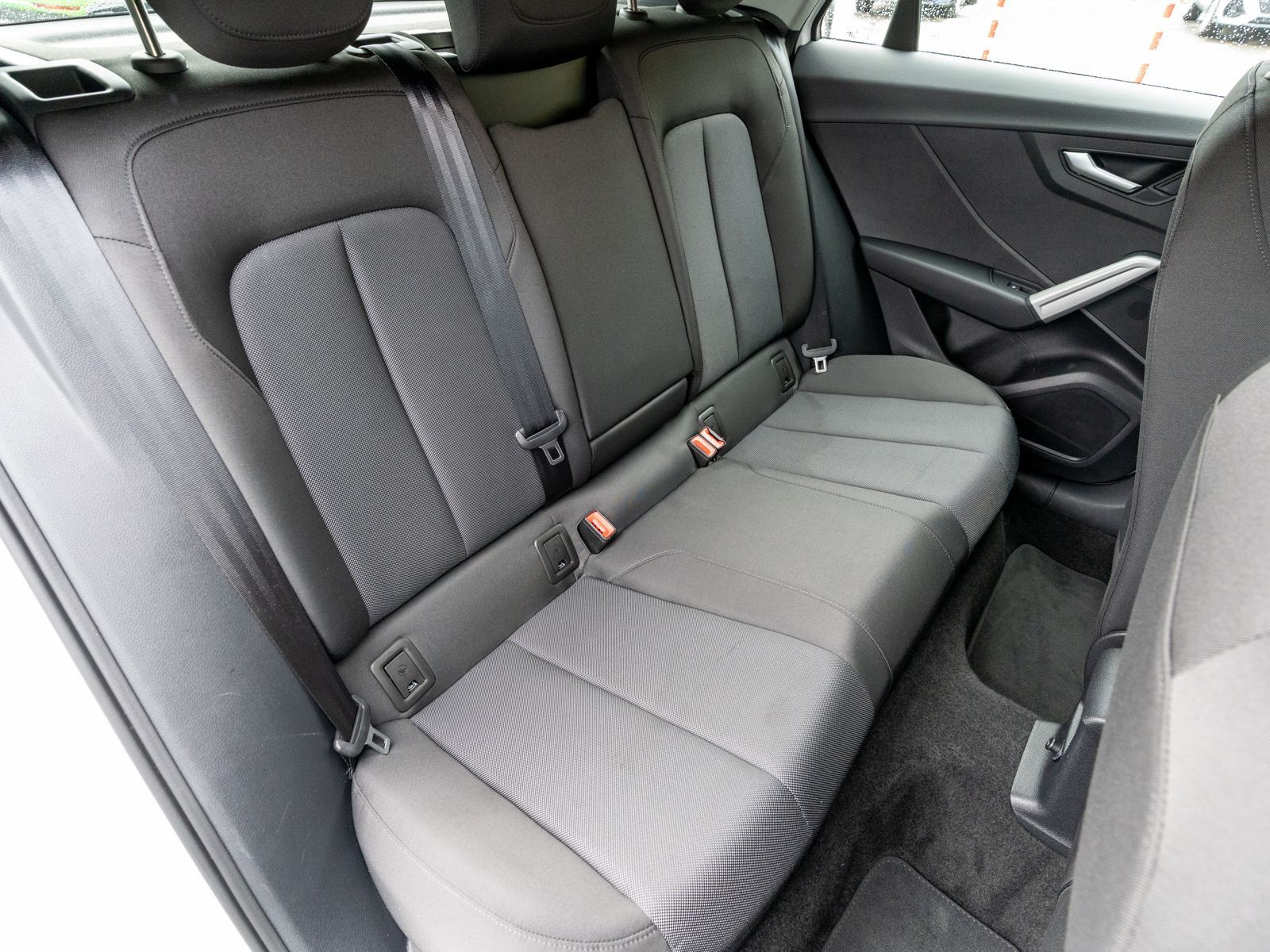 Fahrzeugabbildung Audi Q2 Advanced 2.0TDI NAVI LED RFK GRA PDC ACC VC