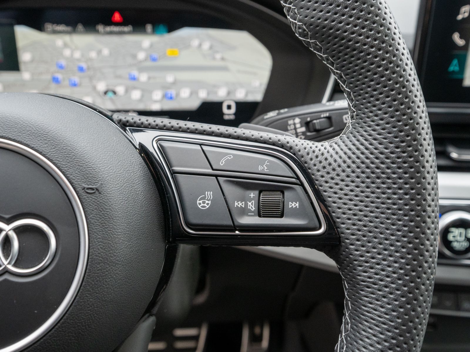 Fahrzeugabbildung Audi A4 Avant S line 40TDI NAVI MATRIX B&O PDC SHZ VC