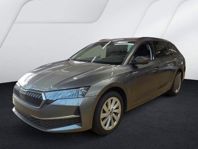Fahrzeugabbildung SKODA Octavia Selection 2.0 TDI HUD 360° RFK SHZ AHK