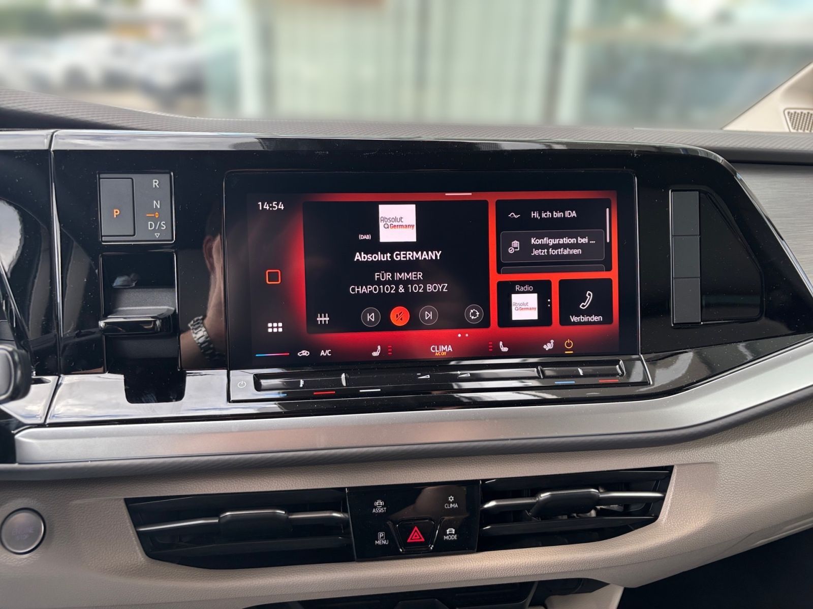 Fahrzeugabbildung Volkswagen Multivan Life 2,0 l 150PS TDI DSG LED ACC 360°