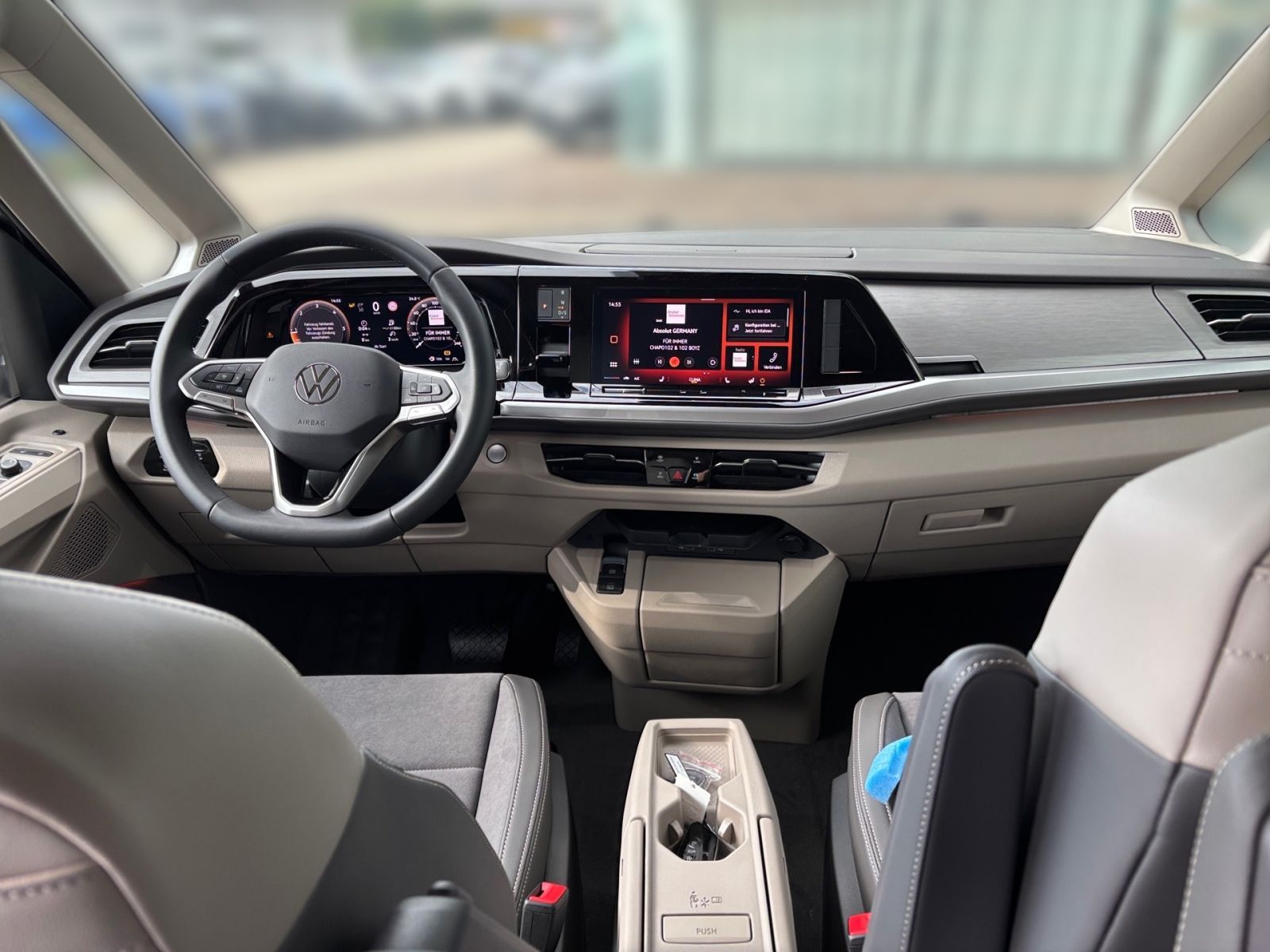 Fahrzeugabbildung Volkswagen Multivan Life 2,0 l 150PS TDI DSG LED ACC 360°