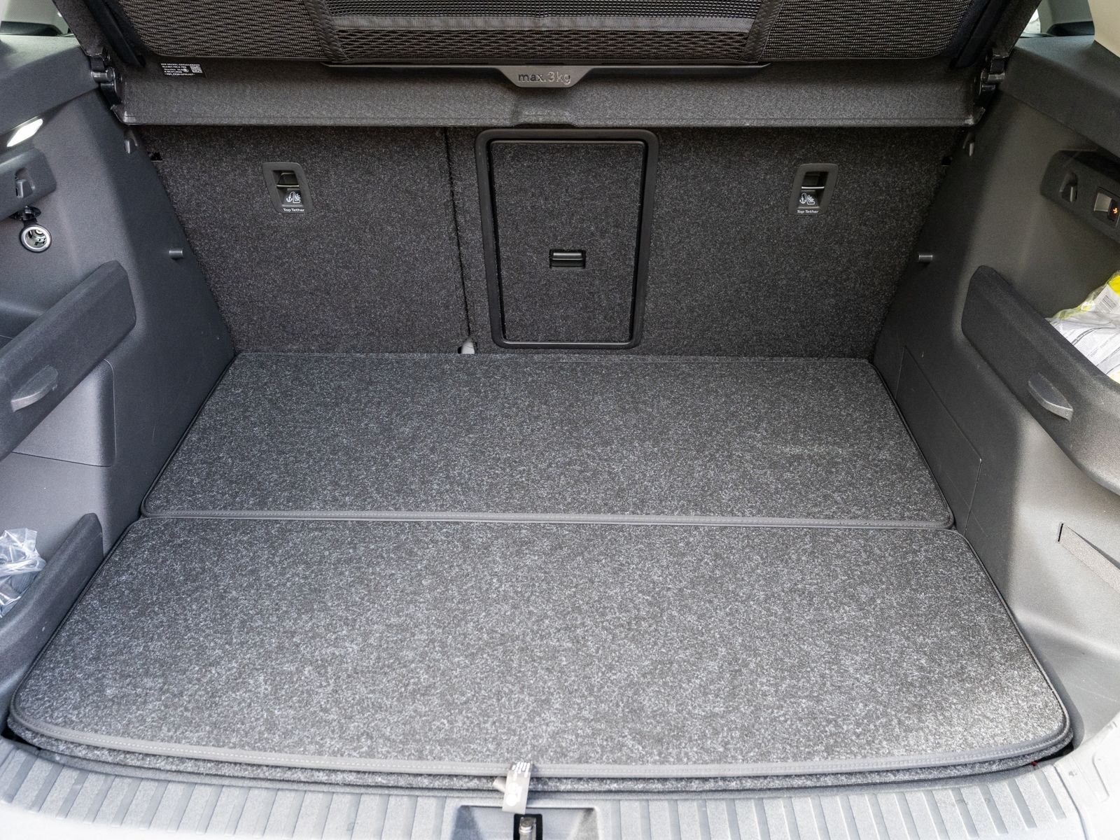 Fahrzeugabbildung SKODA Elroq Loft electric LED Navi WÄPU AHK RFK SHZ