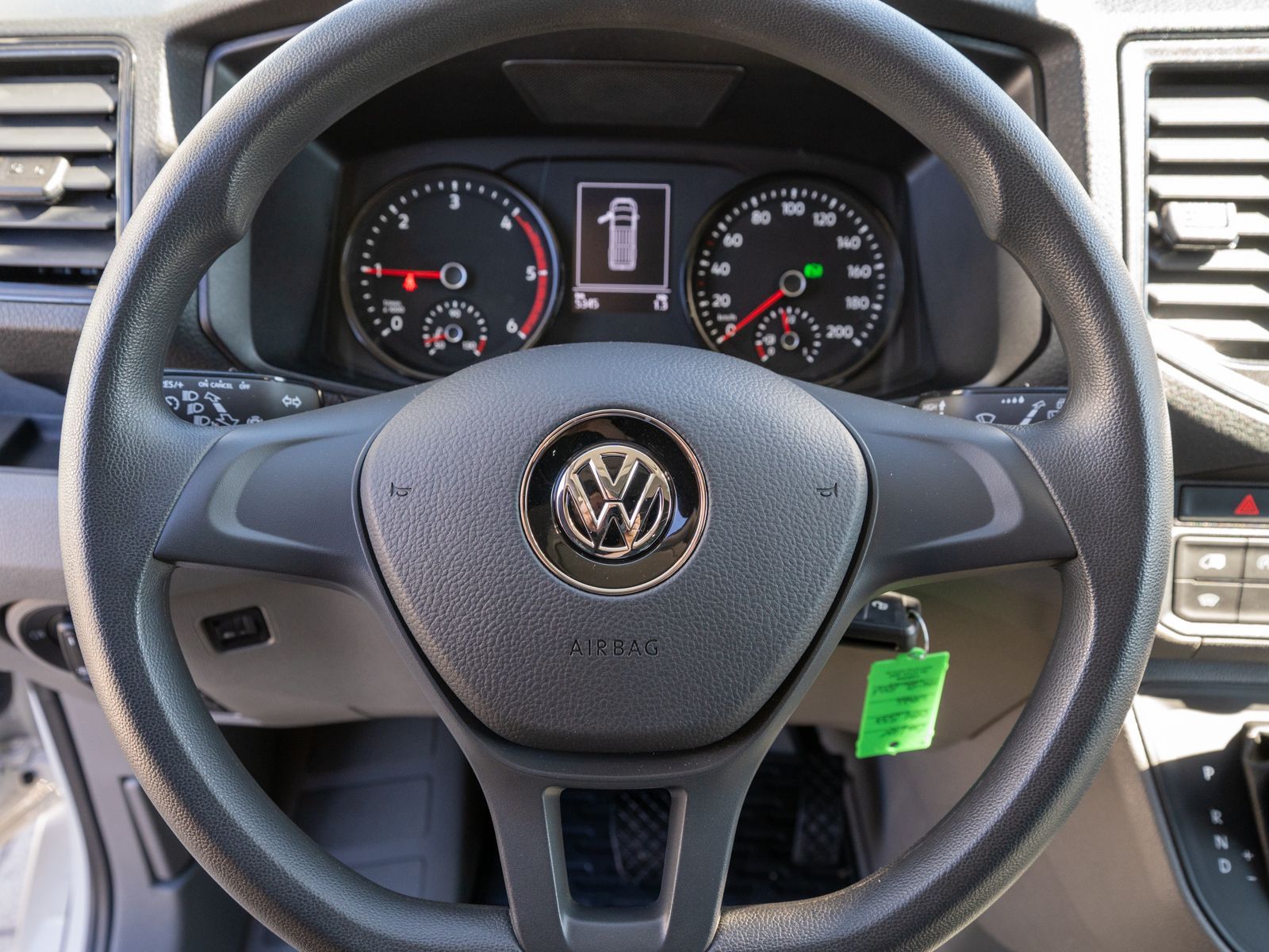 Fahrzeugabbildung Volkswagen Crafter 35 Kasten 2.0TDI DSG L3H2 KLIMA RFK AHK