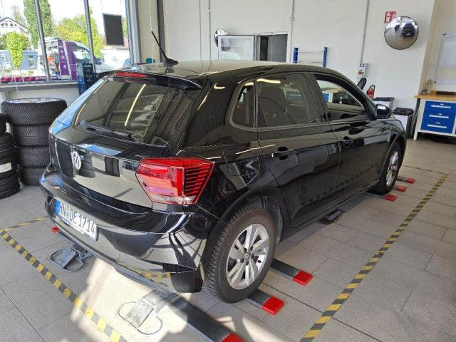 Fahrzeugabbildung Volkswagen Polo Comfortline 1.0 TSI DSG LED Navi RFK SHZ