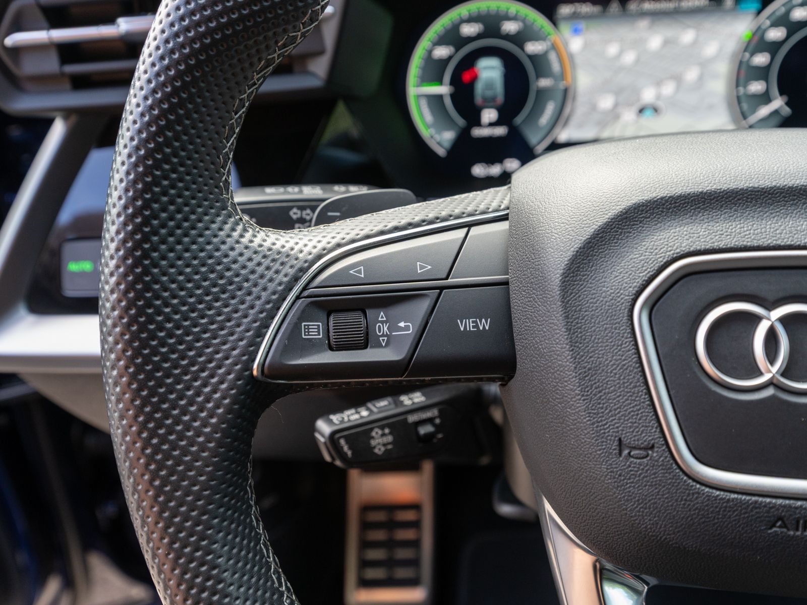 Fahrzeugabbildung Audi A3 Sportback S line 40TFSI e Stronic SHZ RFK AHK