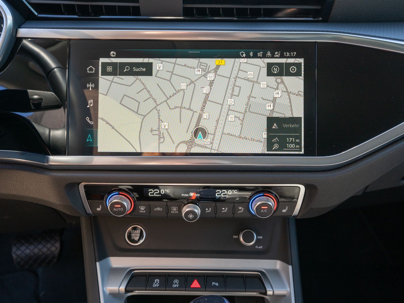 Fahrzeugabbildung Audi Q3 advanced 35TFSI S tronic LED NAVI SHZ RFK AHK
