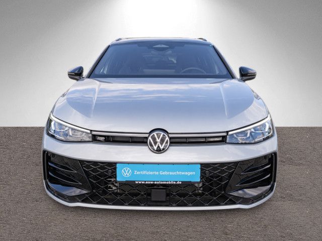 Fahrzeugabbildung Volkswagen Passat Variant R-Line 1.5 TSI eHybrid DSG PANO