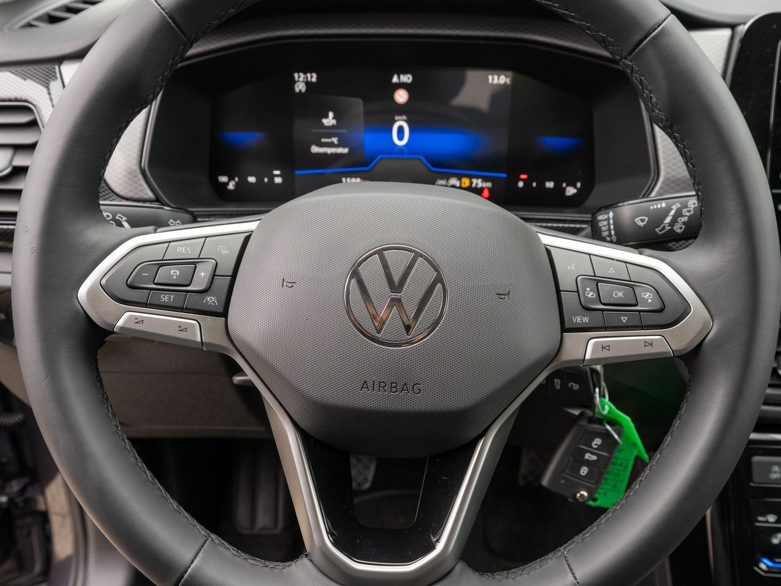 Fahrzeugabbildung Volkswagen T-Cross Life 1.0 TSI LED Navi RFK ACC PDC SHZ