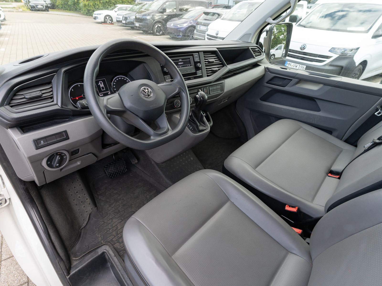 Fahrzeugabbildung Volkswagen T6.1 Pritsche DOKA 2.0TDI 4MOTION DSG Klima AHK