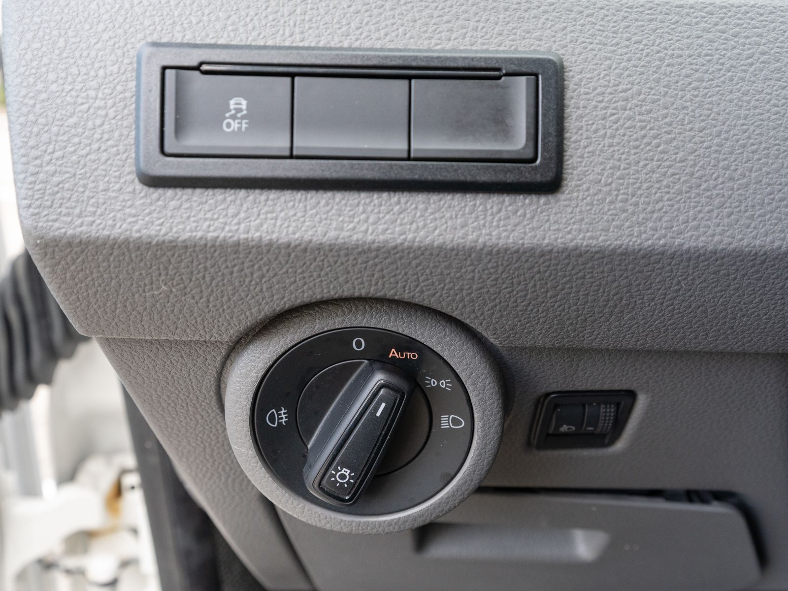 Fahrzeugabbildung Volkswagen T6.1 Pritsche DOKA 2.0TDI 4MOTION DSG Klima AHK
