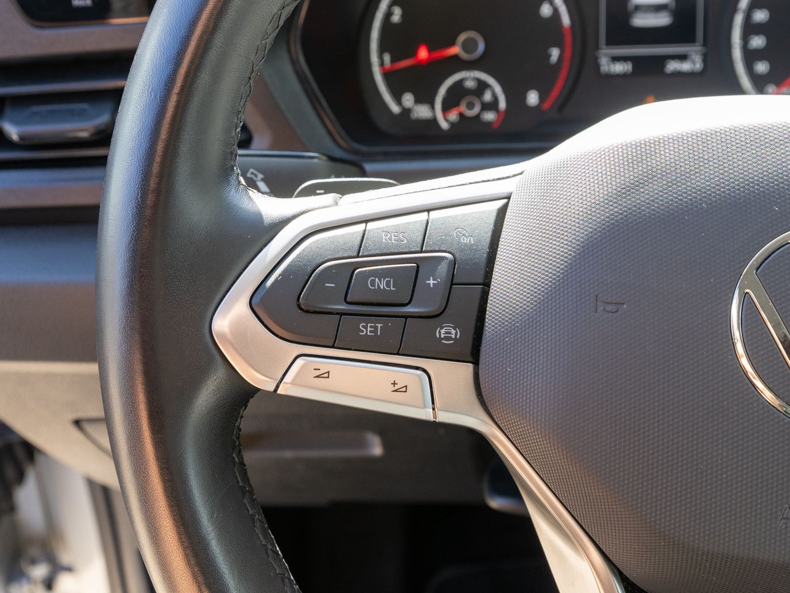 Fahrzeugabbildung Volkswagen Caddy Cargo 1.5 TSI DSG Navi KLIMA RFK SHZ