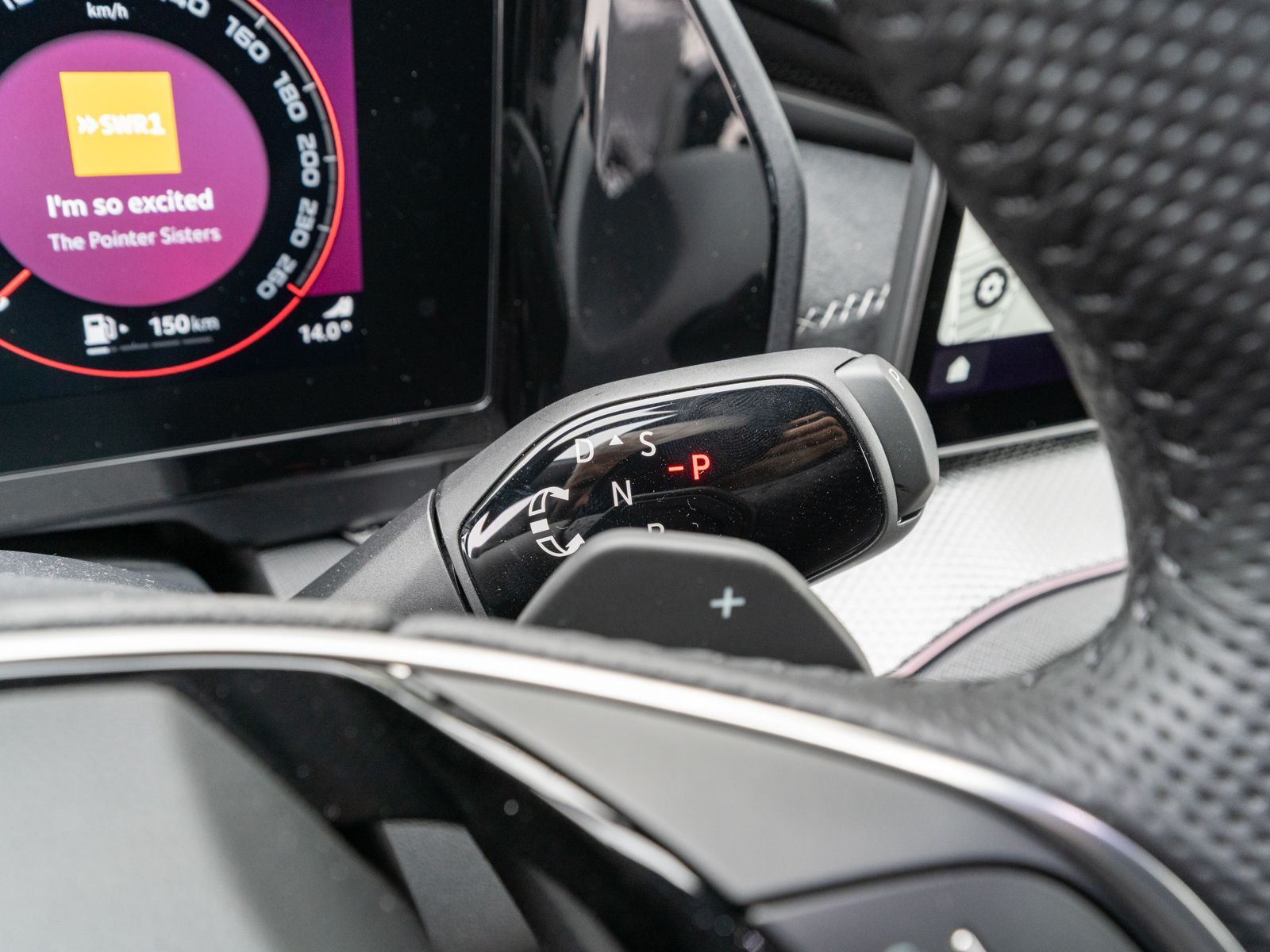 Fahrzeugabbildung SKODA Kodiaq Sportline 2.0 TSI LED Navi AHK HUD SHZ