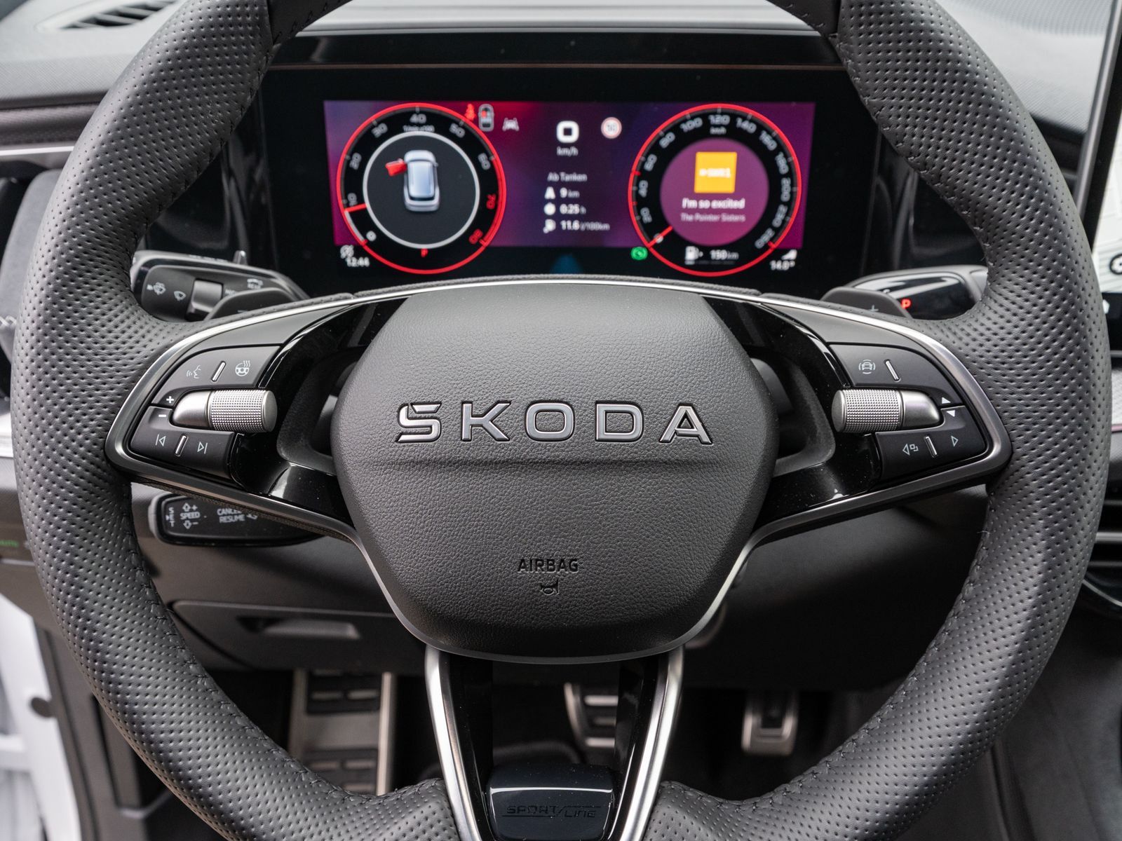 Fahrzeugabbildung SKODA Kodiaq Sportline 2.0 TSI LED Navi AHK HUD SHZ