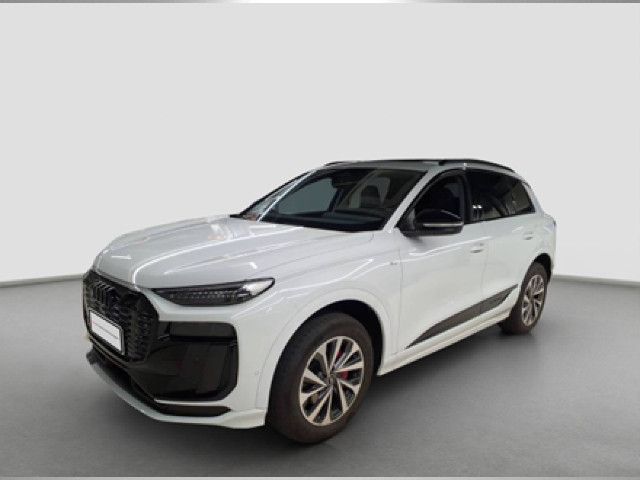 Audi Q6 SUV e-tron performance S line Pano B&O 360°