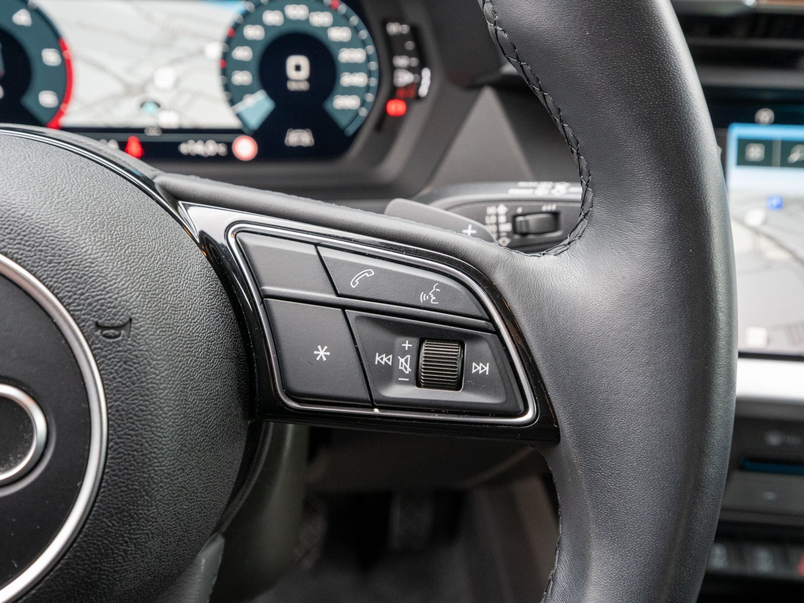 Fahrzeugabbildung Audi A3 Sportback 35 TDI S tronic NAVI KLIMA SHZ VC